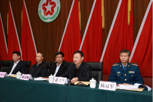 原市委常委、軍分區(qū)政委黃書(shū)華到會(huì)講話(huà)